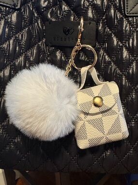 Purse Charm/keychain with Air/Ear pod holder